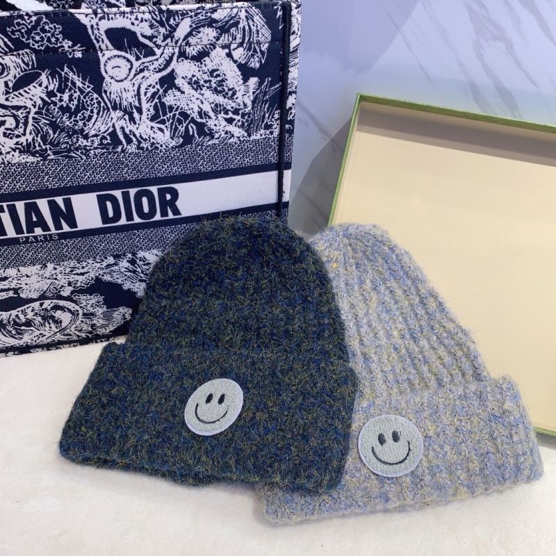 CHRISTIAN DIOR